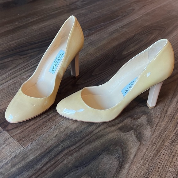 Jimmy Choo Nude Heels - Picture 1 of 16